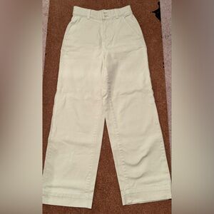 Everlane high rise wide leg pant. Size 0. Light green color.
